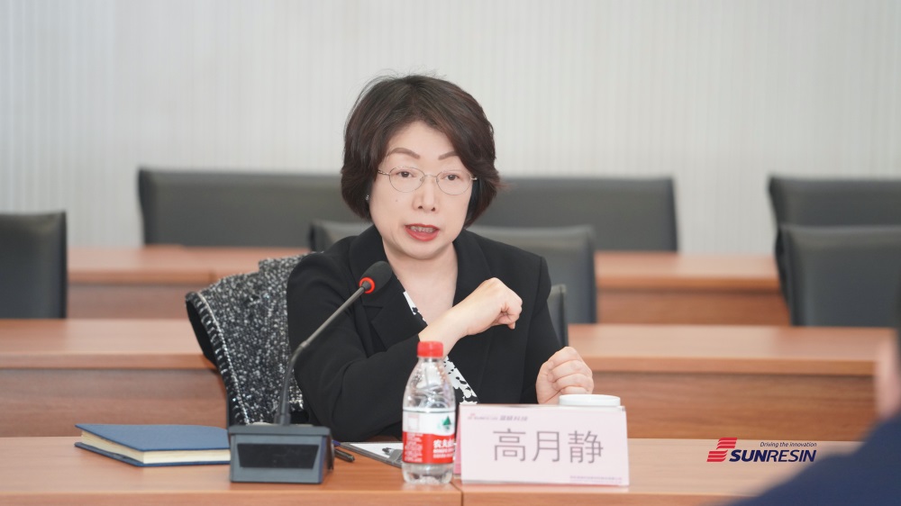 中国上市公司协会党委书记柳磊一行莅临Z6尊龙科技调研领导